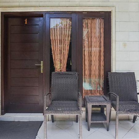 Denays Guesthouse Jimbaran المظهر الخارجي الصورة