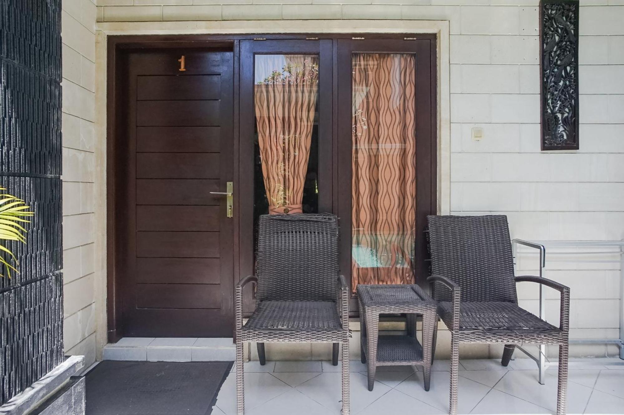 Denays Guesthouse Jimbaran المظهر الخارجي الصورة